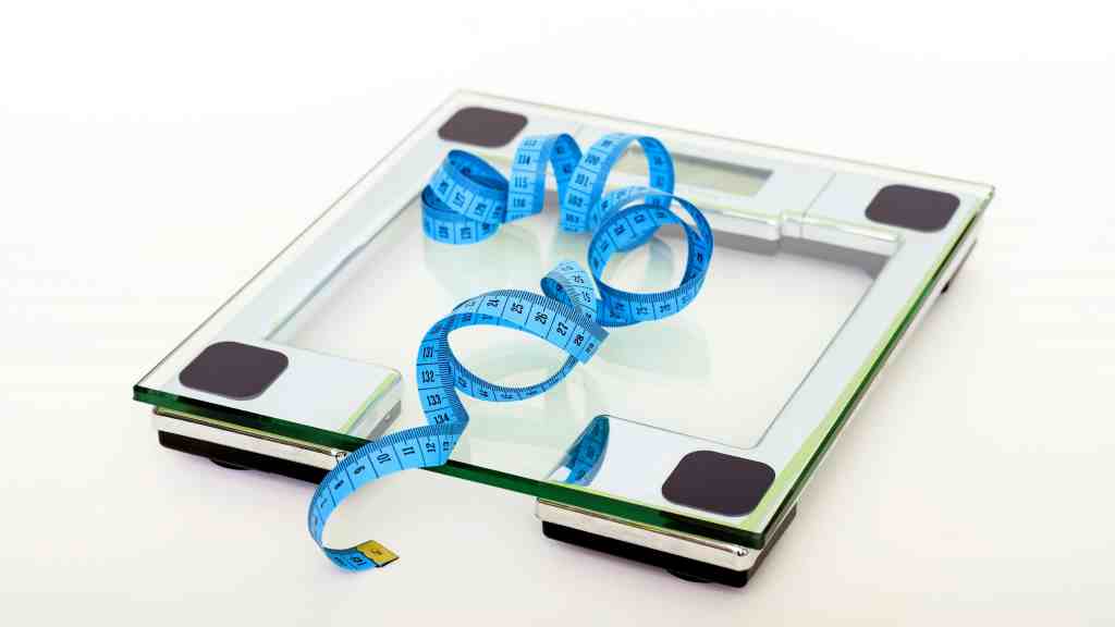 Diet Benefits and Risks for Weight Loss